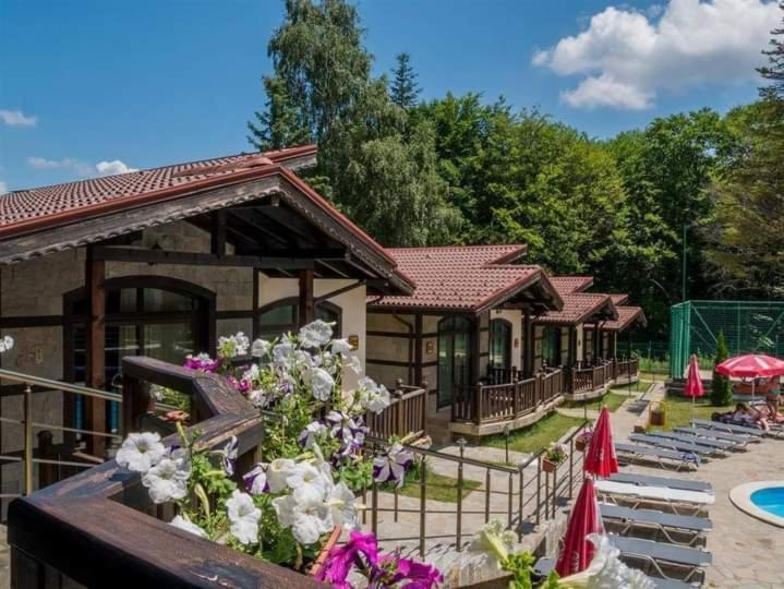 Тодорини Кукли Hotel Spanchevtsi Exterior photo
