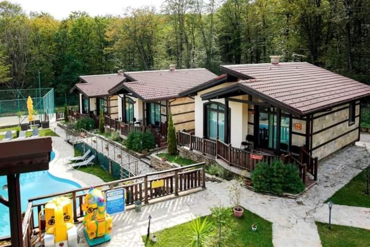 Тодорини Кукли Hotel Spanchevtsi Exterior photo